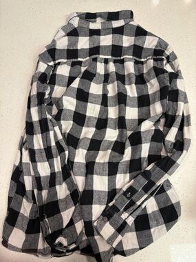 Black and White Buffalo Check Button-Up Shirt